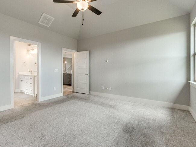 Building Photo - 14525 Rochefort Ln