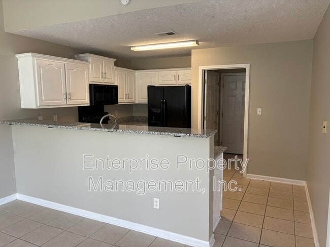 Building Photo - 11556 Milton Meadows Dr