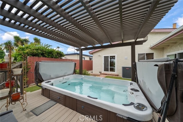 Building Photo - 1330 Gates Ave