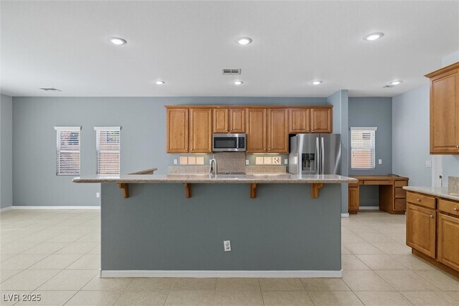 Building Photo - 5771 Alfano Ave