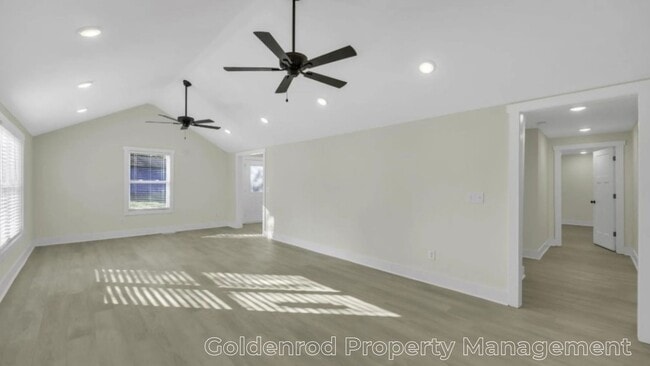 Building Photo - 116 Nix Cir