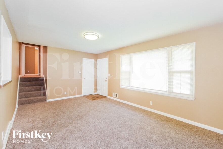 Building Photo - 4837 Overton Ave