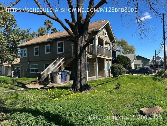 Building Photo - Charming 5-Bedroom Duplex for Rent — Fresh...