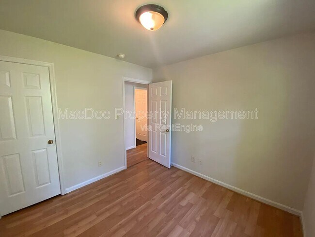 Building Photo - 118 Farrell Ln
