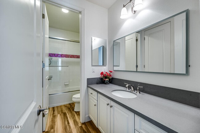 Building Photo - 7377 Woods Ct