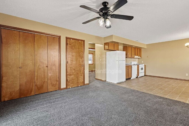 Building Photo - 30 W Oxford St