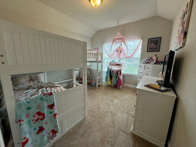 Building Photo - 6605 Alabaster Dr
