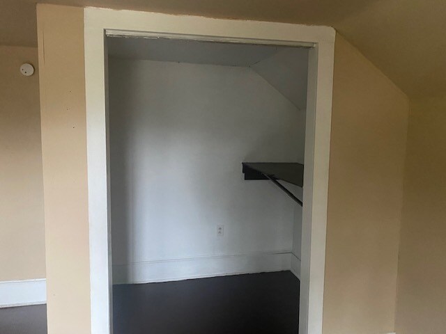 Building Photo - 540 S 284