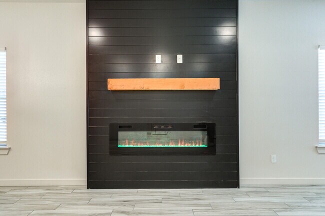 Building Photo - 7032 41st St