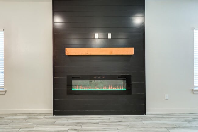 Building Photo - 7034 41st St