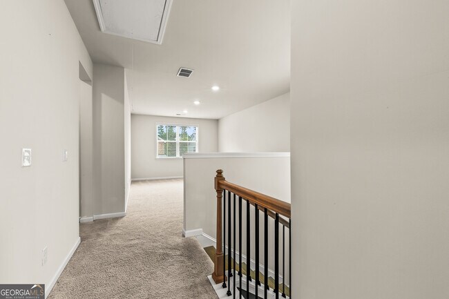 Building Photo - 416 Kinross Ln