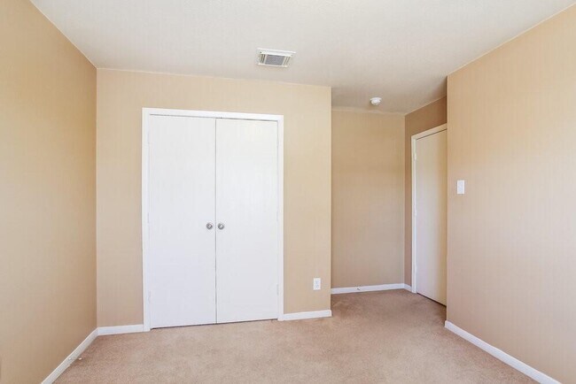 Building Photo - 16207 Imperial Forest Ln