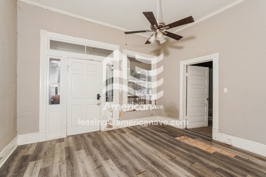 Building Photo - 2566 English Ave