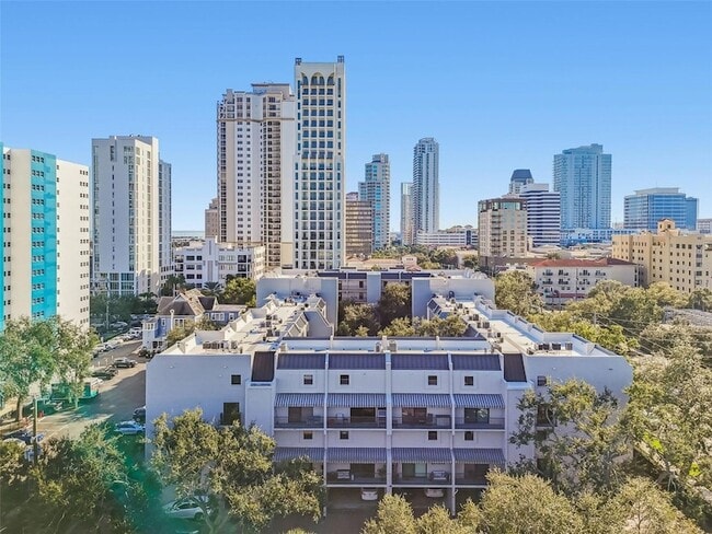 Building Photo - 105 4th Ave NE