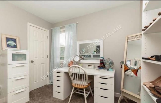 Building Photo - Updated 3 Bed 2 Bath Home in Gardner - Available in JULY!!
