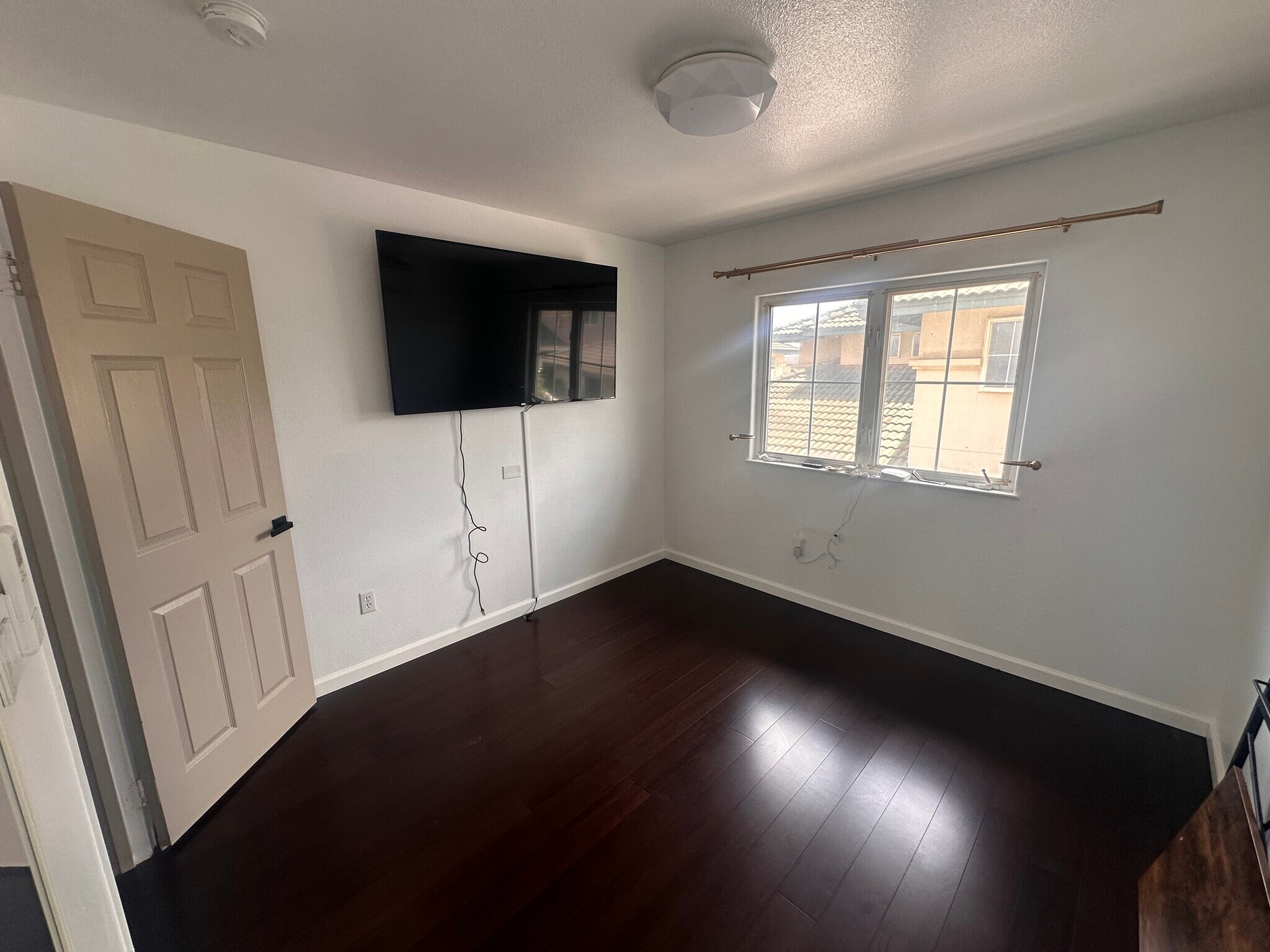 Building Photo - 91-1043-1043 Mamaka St