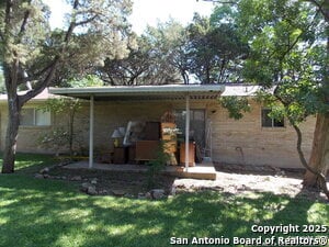 Building Photo - 801 Timber Dr