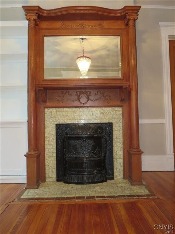 Building Photo - 1725 James St