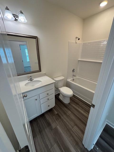 Building Photo - 335 Acorn St