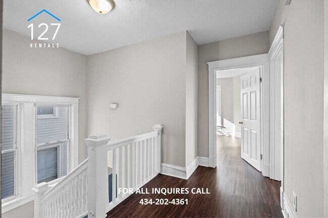 Building Photo - Lovely 3/1 located close on Historic Rivermont