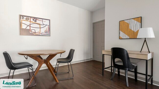 Building Photo - 1505 Fort Clarke Blvd