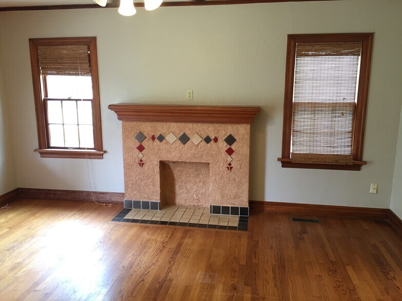 Building Photo - 2133 NW 29th St.