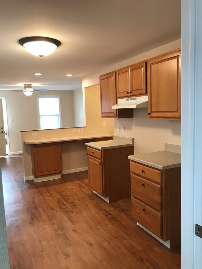 KITCHEN - 2206 Union Ave