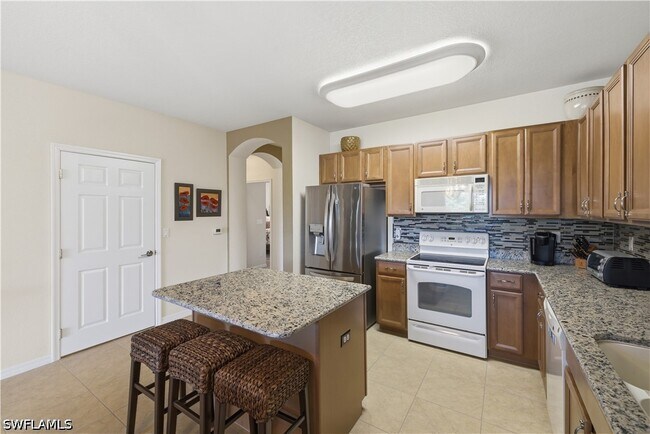 Building Photo - 9631 Spanish Moss Way