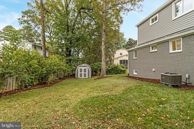 Building Photo - 5511 Callander Dr