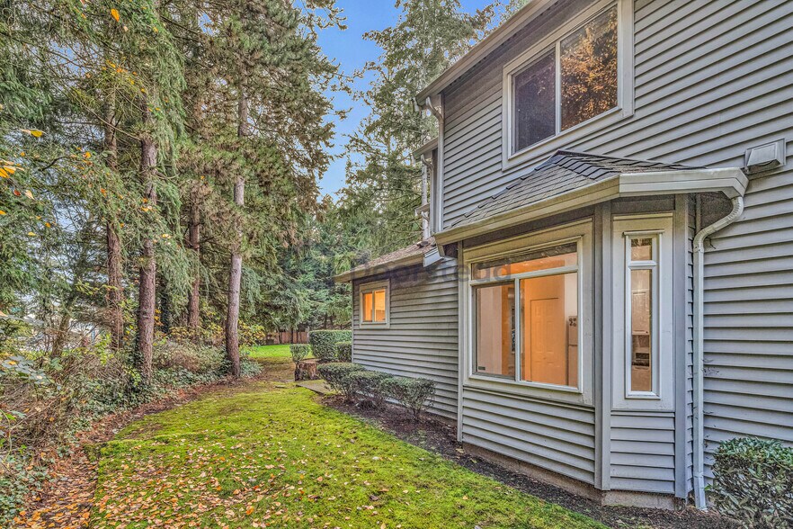 Building Photo - 18003 NE 93rd Ct