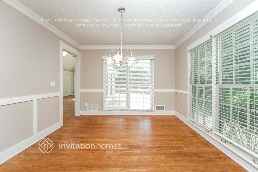 Building Photo - 500 Clear Lake Ln