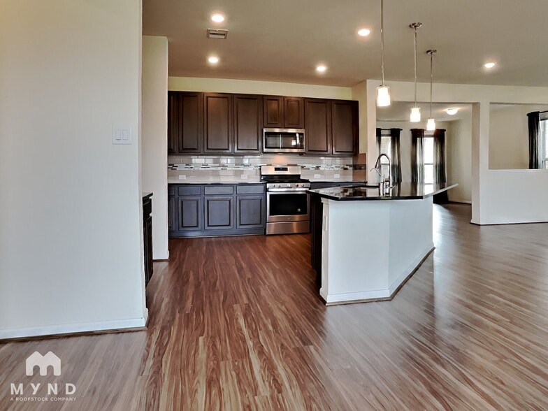 Building Photo - 1706 Claire Creek Ct