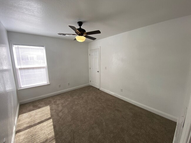 Building Photo - Spacious Exeter Home coming soon!