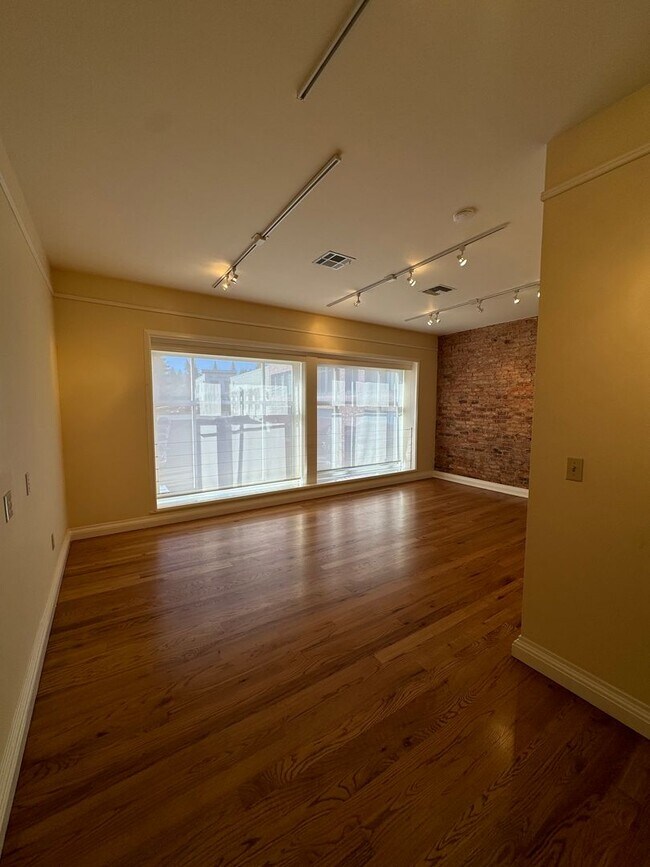 Building Photo - Live where you work! Mixed commercial use with amazing Rustic Remodeled living quarters!