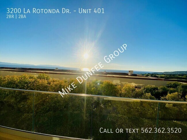 Building Photo - 3200 La Rotonda Dr