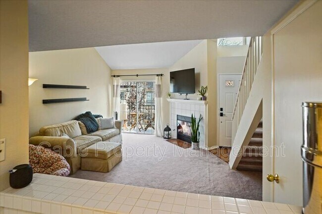 Building Photo - 24153 Del Monte Dr.