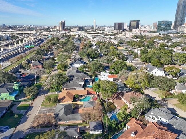 Building Photo - 4614 Merwin St