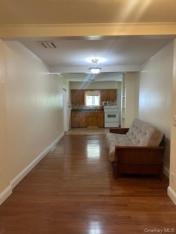 Building Photo - 36 Oakland Ave