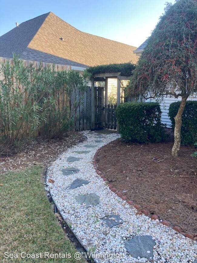 Building Photo - 3 br, 3 bath House - 5112 Long Pointe Road