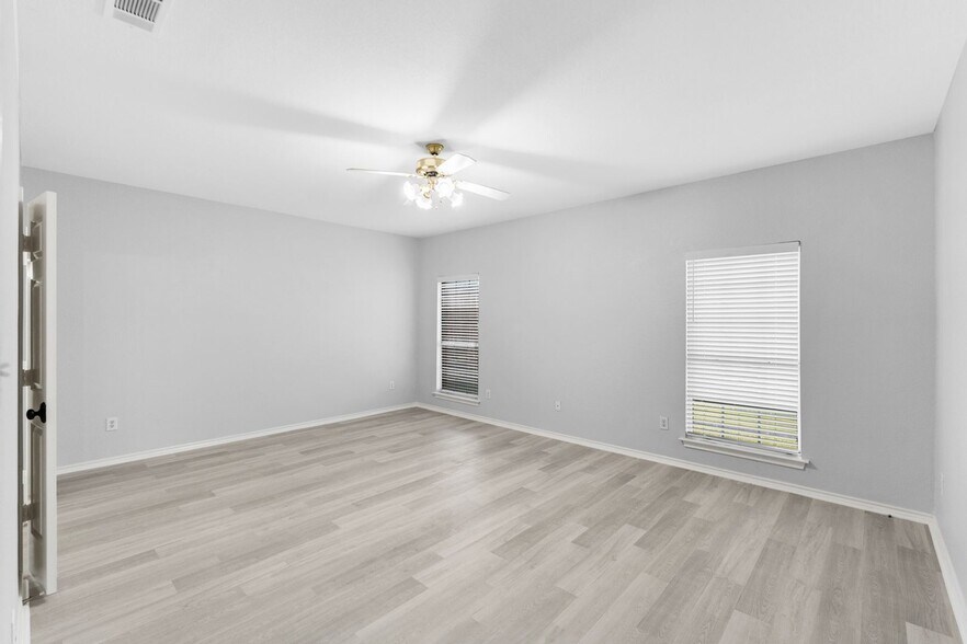 Building Photo - 5200 St Croix Ln