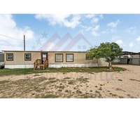 Building Photo - 3 bedroom 2 bathroom double wide for rent ...