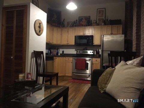 Building Photo - 325 Lafayette St