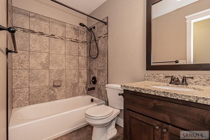 Building Photo - 2222 Cobblefield Way