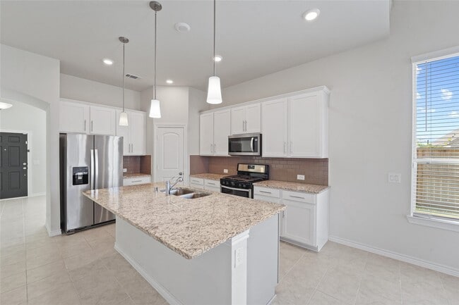 Building Photo - 7203 Buckthorn Holw Trl