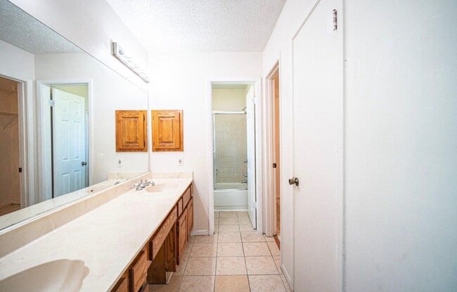 Building Photo - 6606 Felgate Creek Ct