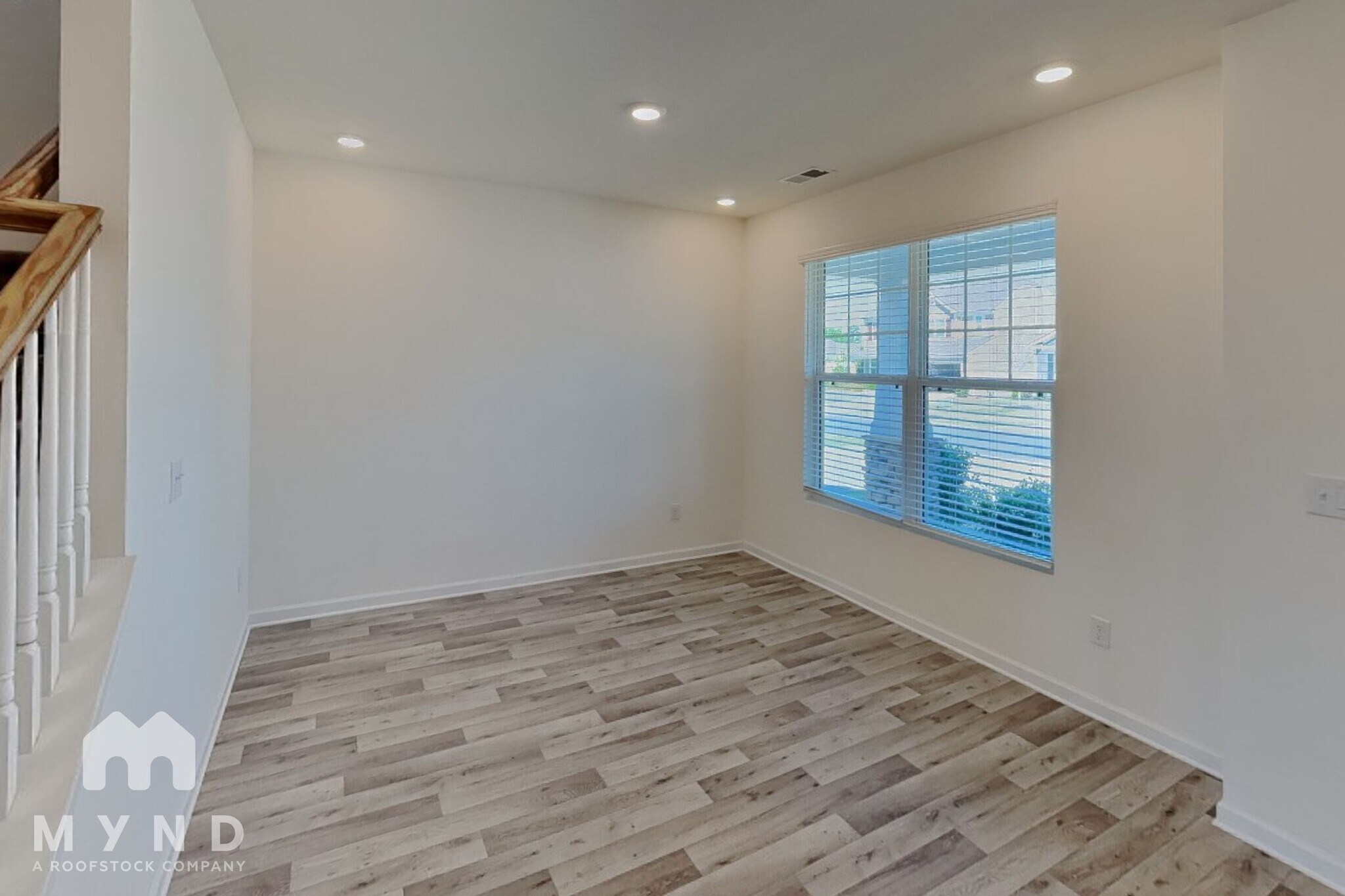 Building Photo - 354 Rayland St