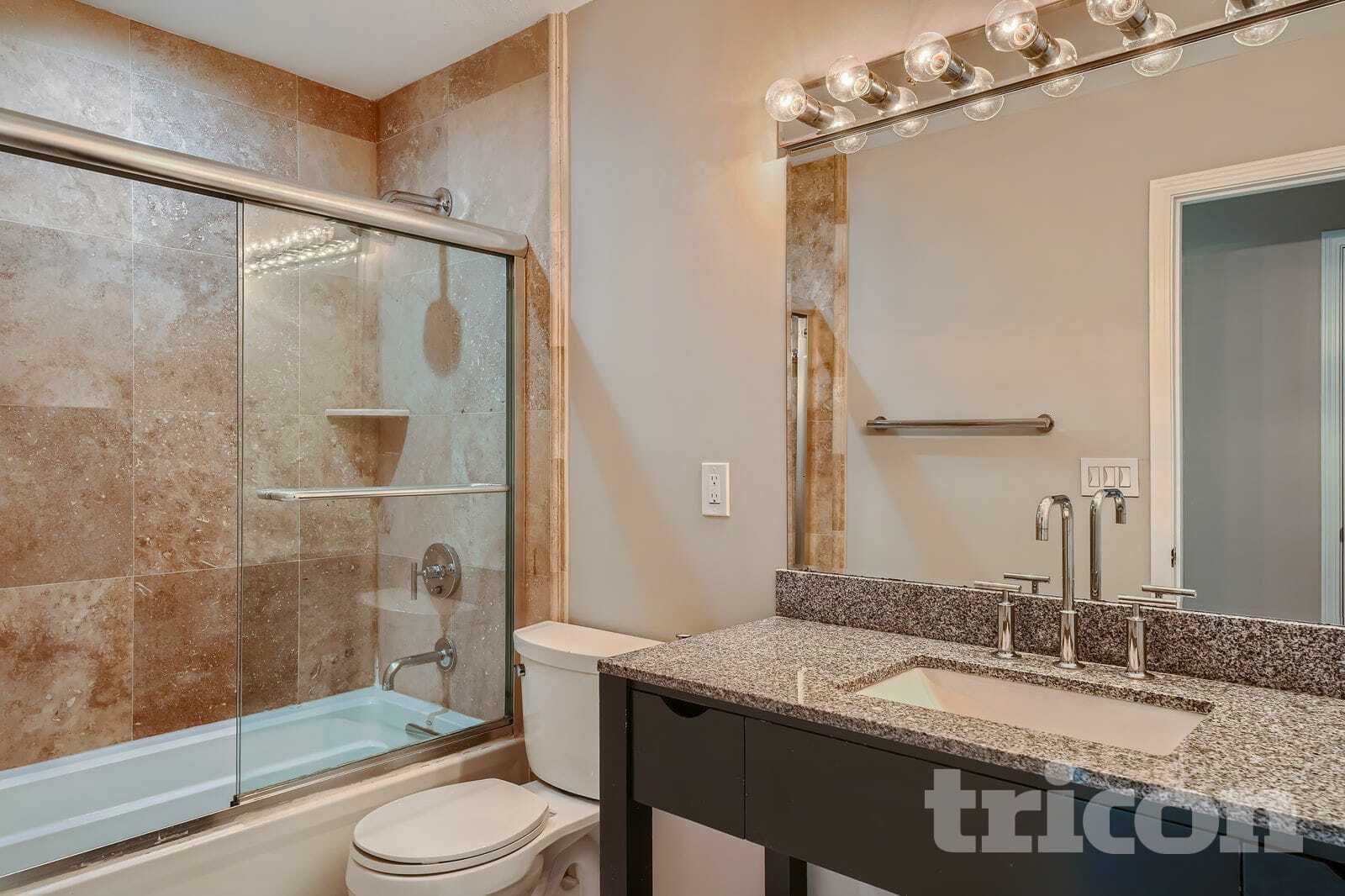 Building Photo - 5910 Haterleigh Dr