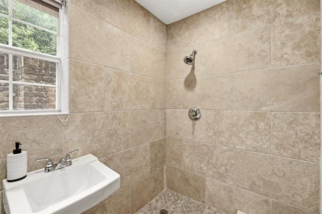 Building Photo - 825 Thomasson Dr