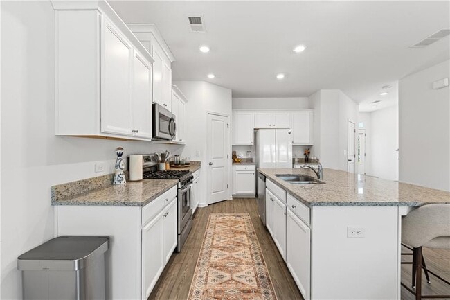 Building Photo - 575 Sausalito Walk