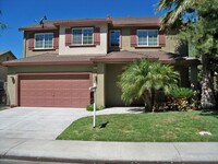 Building Photo - Large Family Home in East Modesto